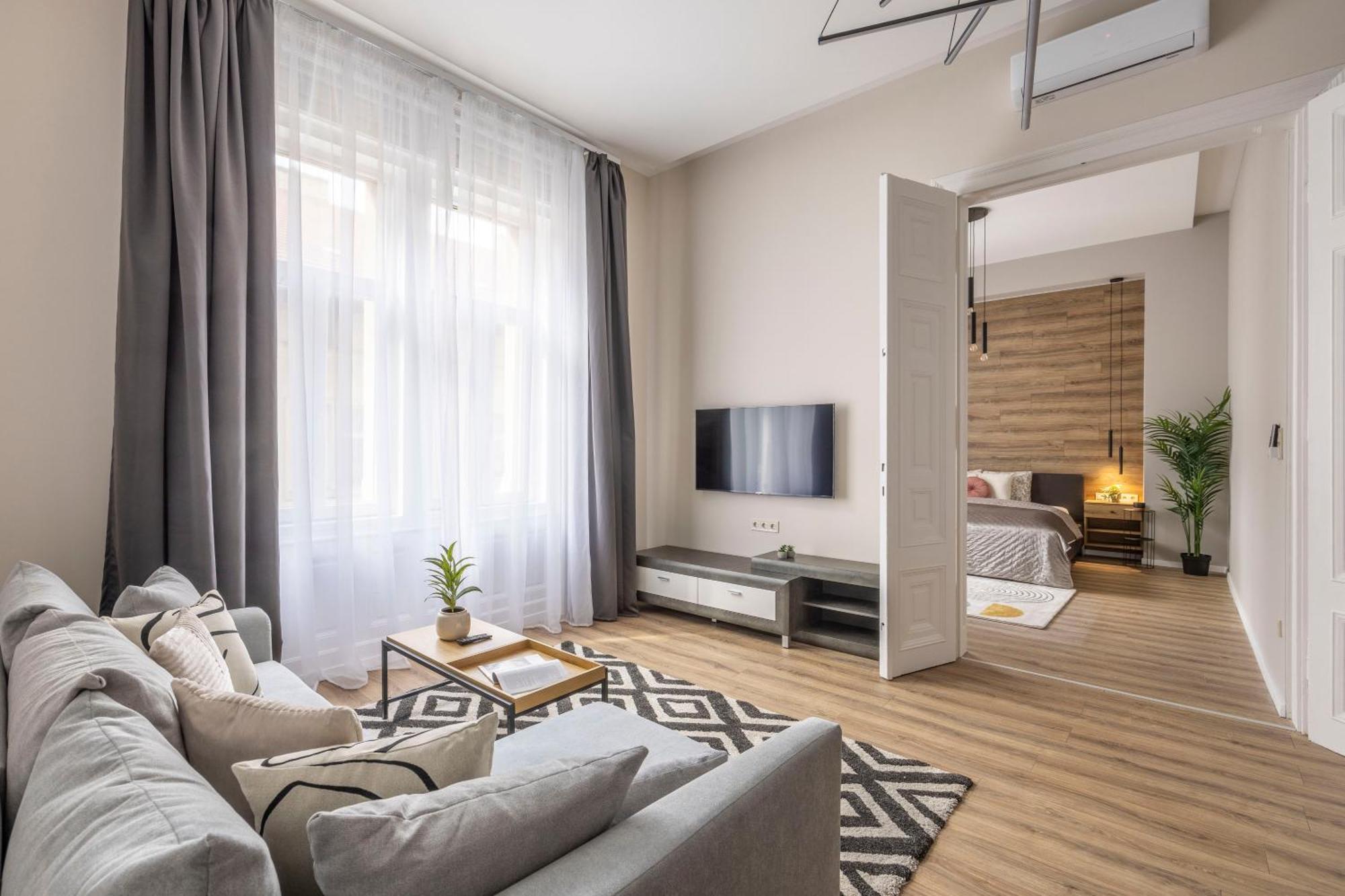 Exclusive Stylish Suite By Prestige Homes Next To The Oktogon Budapešť Exteriér fotografie