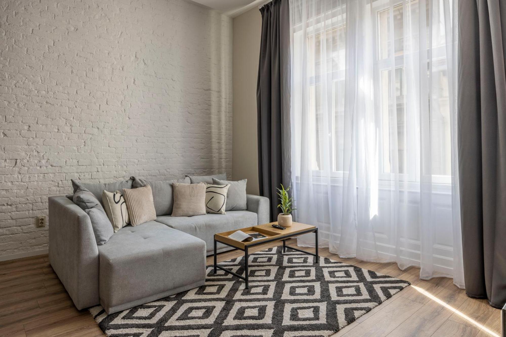 Exclusive Stylish Suite By Prestige Homes Next To The Oktogon Budapešť Exteriér fotografie
